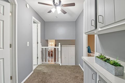 Tiny photo for 1811 Longmeadow Drive, Lindenhurst, IL 60046 (MLS # 12584450)