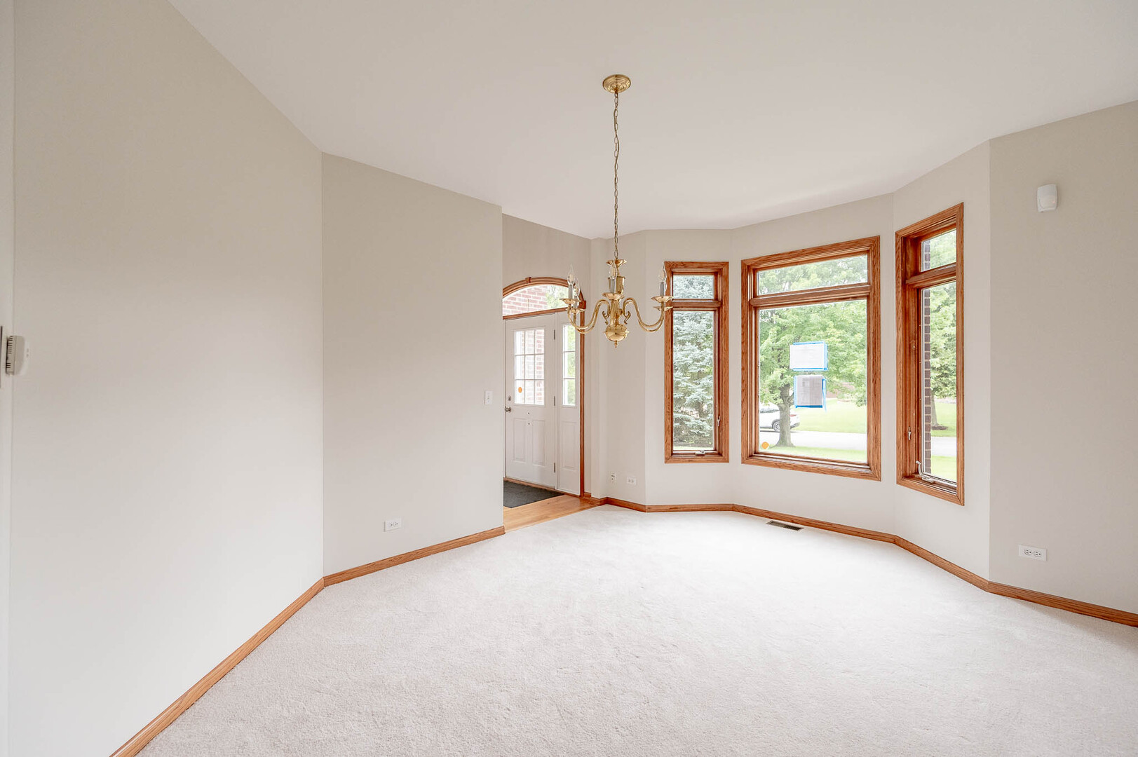 1295 Hunters Ridge W
