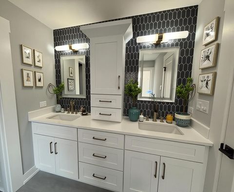 Tiny photo for 5535 Brookbank Road, Downers Grove, IL 60515 (MLS # 12585530)