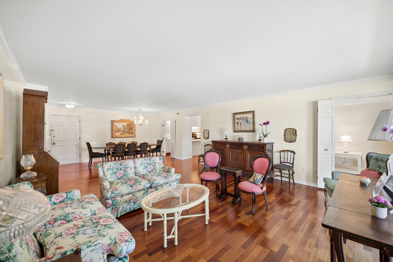 134 Green Bay Road 104