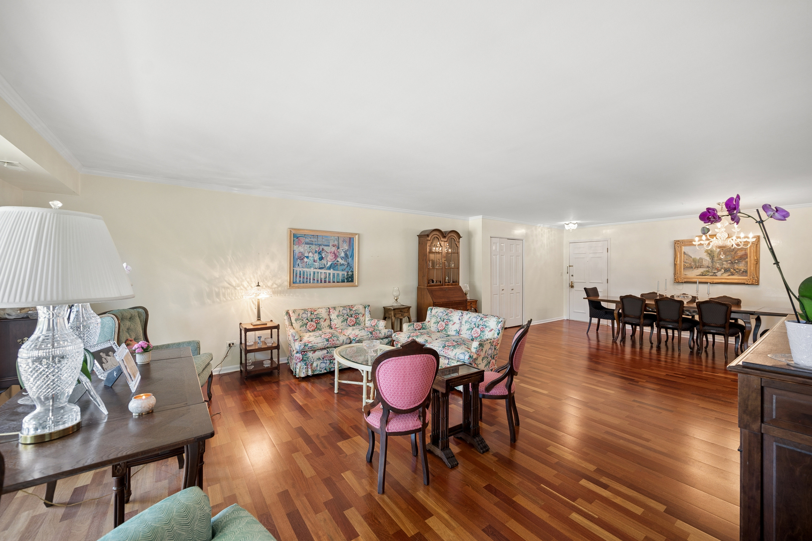 134 Green Bay Road 104