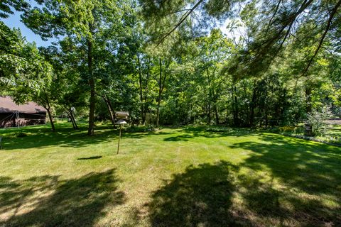 Tiny photo for 2403 11th Street, Winthrop Harbor, IL 60096 (MLS # 12439563)