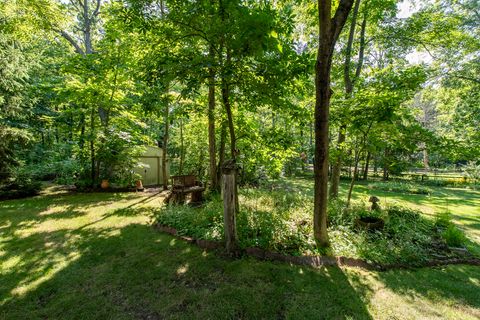 Tiny photo for 2403 11th Street, Winthrop Harbor, IL 60096 (MLS # 12439563)