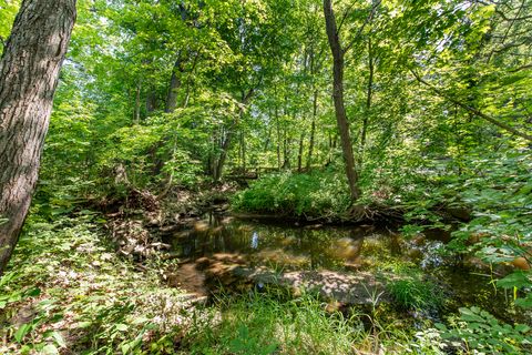 Tiny photo for 2403 11th Street, Winthrop Harbor, IL 60096 (MLS # 12439563)