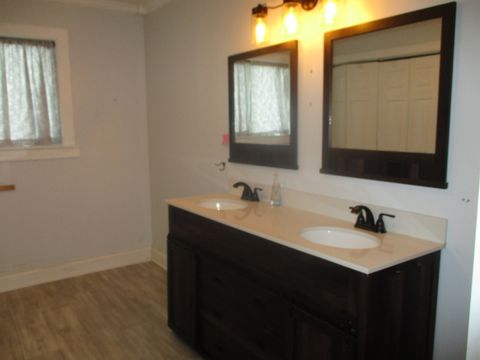 Tiny photo for 1110 Wacker Drive, Ottawa, IL 61350 (MLS # 12400327)