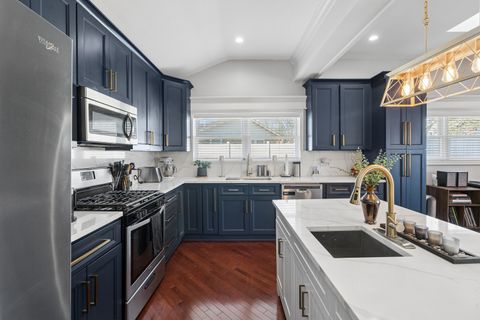 Tiny photo for 1370 Northmoor Court, Northbrook, IL 60062 (MLS # 12626570)