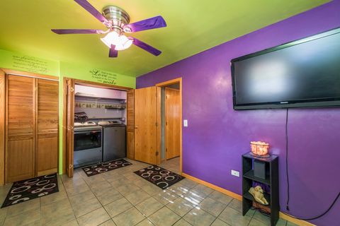 Tiny photo for 1129 Park Avenue, Winthrop Harbor, IL 60096 (MLS # 12442941)