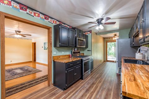 Tiny photo for 1129 Park Avenue, Winthrop Harbor, IL 60096 (MLS # 12442941)