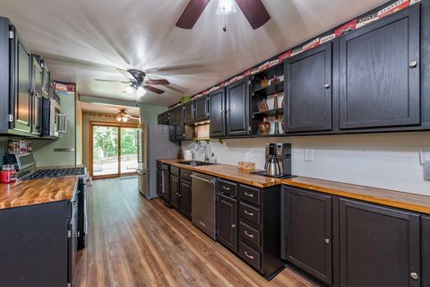 Tiny photo for 1129 Park Avenue, Winthrop Harbor, IL 60096 (MLS # 12442941)