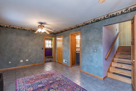 Tiny photo for 1129 Park Avenue, Winthrop Harbor, IL 60096 (MLS # 12442941)