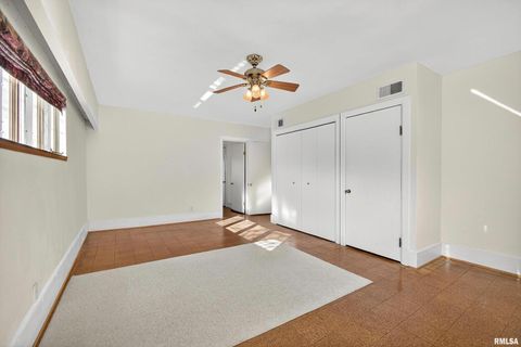 Tiny photo for 1228 COFFELT Avenue, Bettendorf, IA 52722 (MLS # QC4269259)