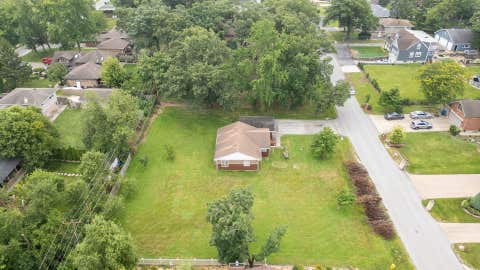 Tiny photo for 9937 S 86th Court, Palos Hills, IL 60465 (MLS # 12709143)