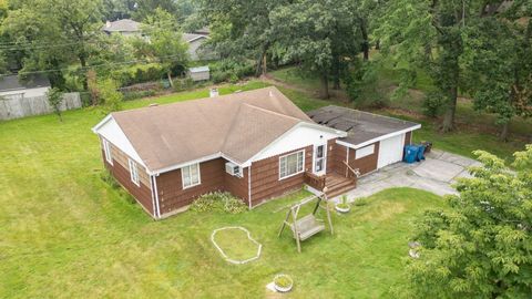 Tiny photo for 9937 S 86th Court, Palos Hills, IL 60465 (MLS # 12709143)