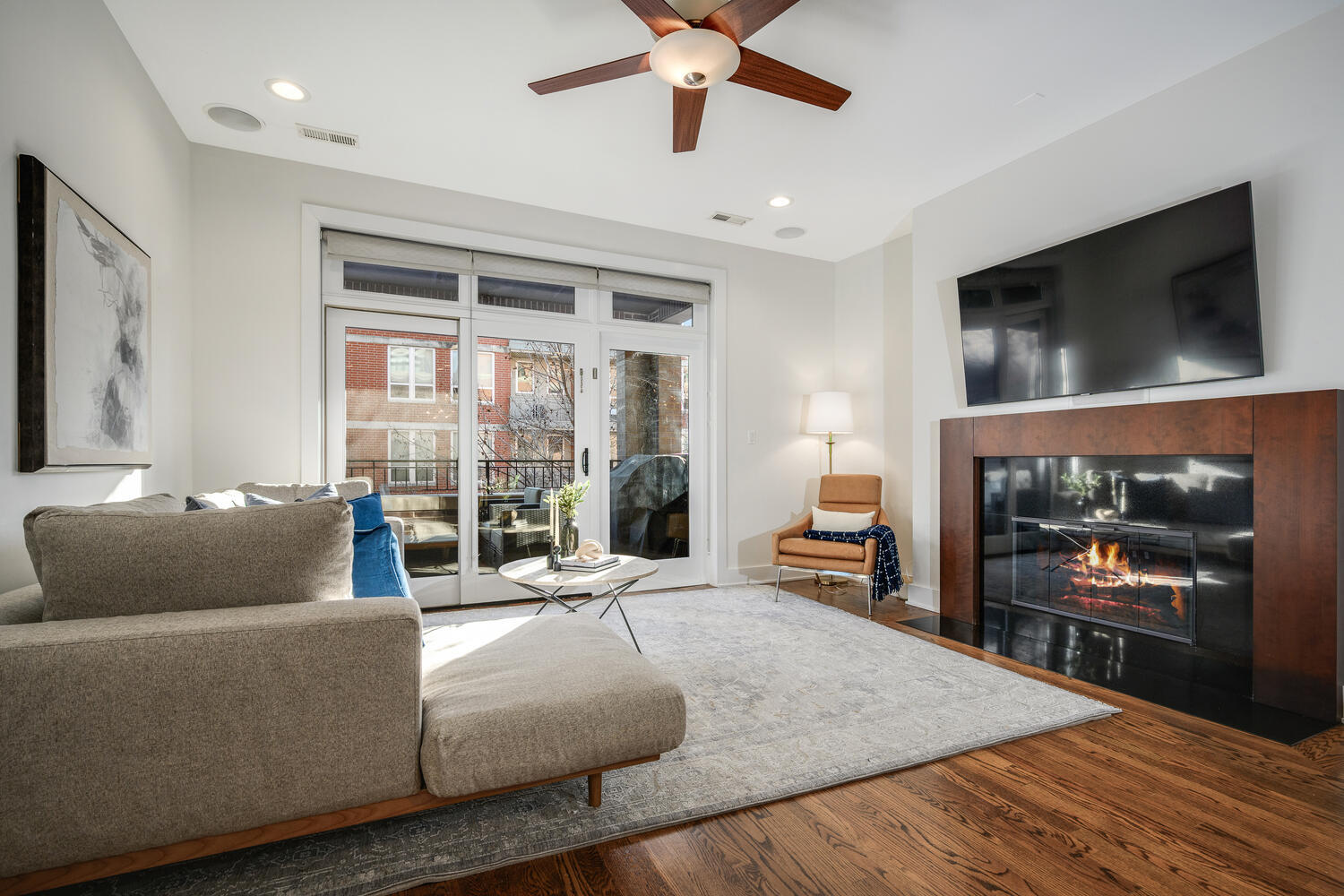 1242 W Jackson Boulevard 2W