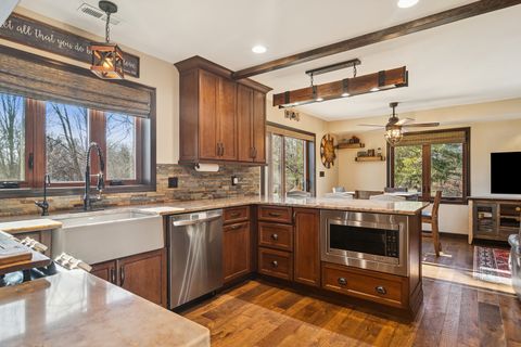 Tiny photo for 9510 Martin Drive, Spring Grove, IL 60081 (MLS # 12556665)