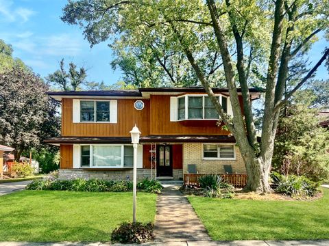 Photo of 3N425 HOWARD Avenue, Elmhurst, IL 60126 (MLS # 12507216)