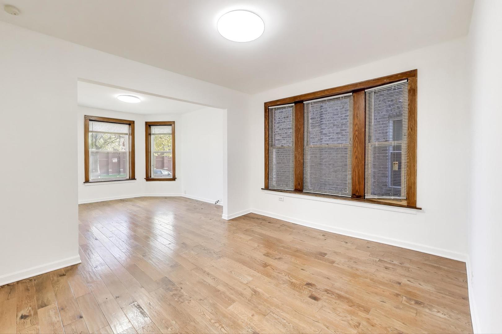 4640 N Saint Louis Avenue