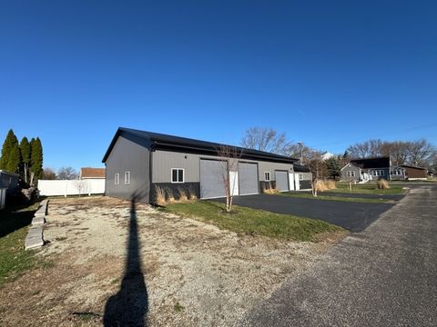 Tiny photo for 15 E 1st Street, Milledgeville, IL 61051 (MLS # 12603703)