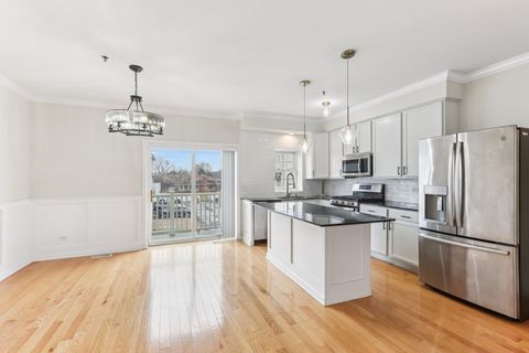 Tiny photo for 183 N EAST RIVER Road #C5, Des Plaines, IL 60016 (MLS # 12537628)