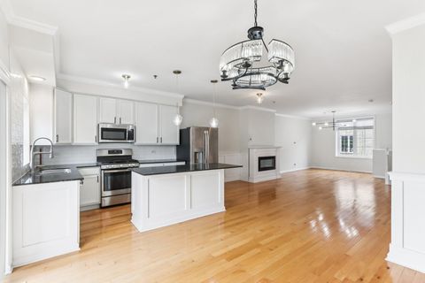 Tiny photo for 183 N EAST RIVER Road #C5, Des Plaines, IL 60016 (MLS # 12537628)