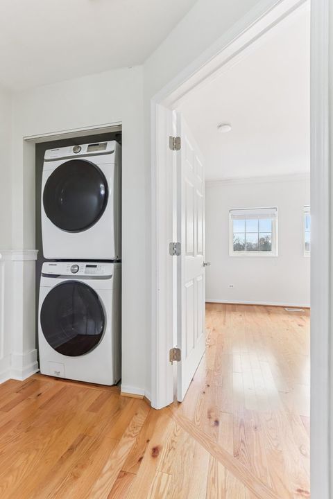 Tiny photo for 183 N EAST RIVER Road #C5, Des Plaines, IL 60016 (MLS # 12537628)