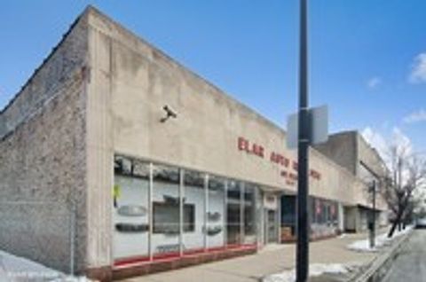 1819 S STATE Street Chicago IL 60616