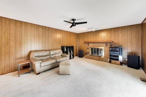 Tiny photo for 1207 W Thomas Street, Arlington Heights, IL 60004 (MLS # 12704335)