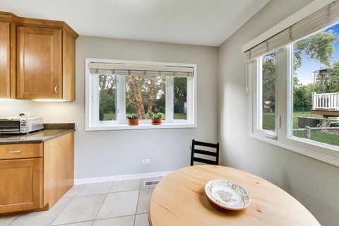 Tiny photo for 1207 W Thomas Street, Arlington Heights, IL 60004 (MLS # 12704335)