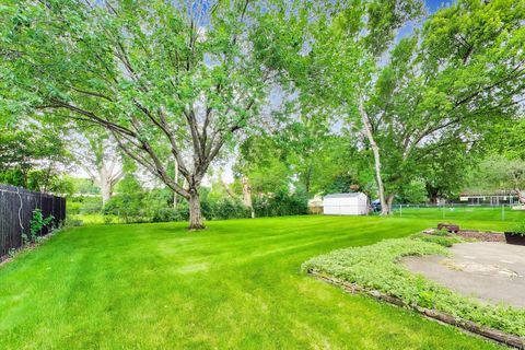 Tiny photo for 1207 W Thomas Street, Arlington Heights, IL 60004 (MLS # 12704335)