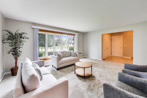 Tiny photo for 1207 W Thomas Street, Arlington Heights, IL 60004 (MLS # 12704335)