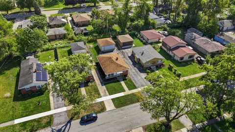 Tiny photo for 16333 Winchester Avenue, Markham, IL 60428 (MLS # 12502358)