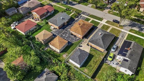 Tiny photo for 16333 Winchester Avenue, Markham, IL 60428 (MLS # 12502358)