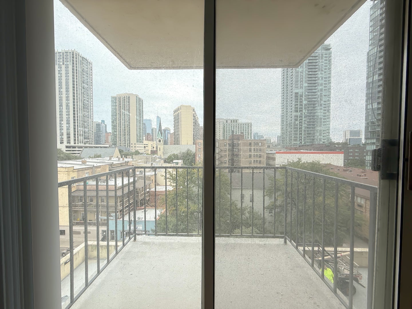 1212 N LaSalle Street 601
