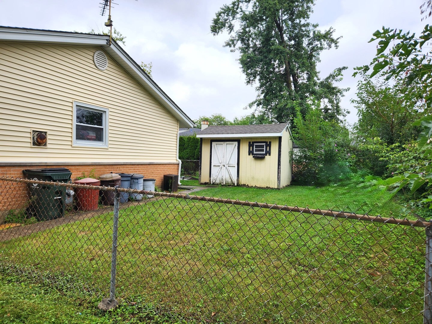 325 Spruce Lane