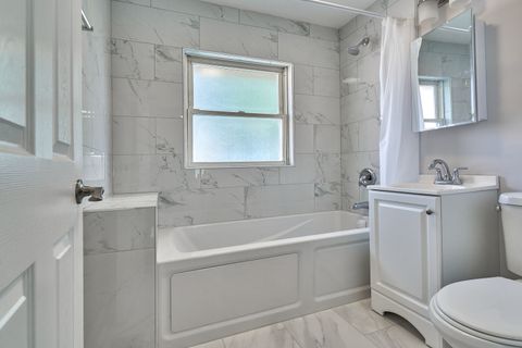 Tiny photo for 4924 W Walton Street, Chicago, IL 60651 (MLS # 12449001)