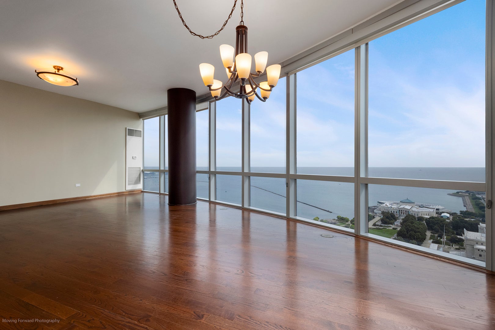 1211 S PRAIRIE Avenue 3404