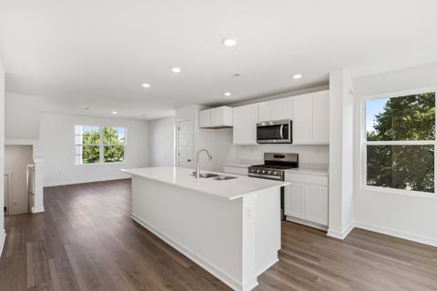 Tiny photo for 885 Briar Glen Court, Hampshire, IL 60140 (MLS # 12543258)