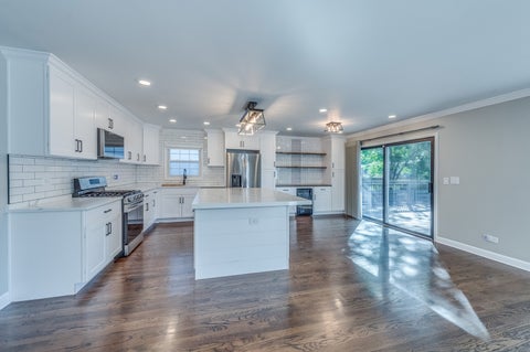 Tiny photo for 631 Smith Road, Lisle, IL 60532 (MLS # 12760310)