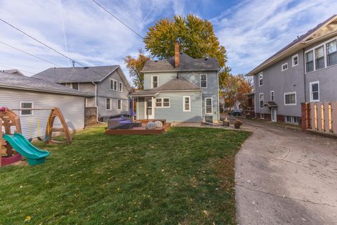 Tiny photo for 609 N Jackson Street, Clinton, IL 61727 (MLS # 12515576)