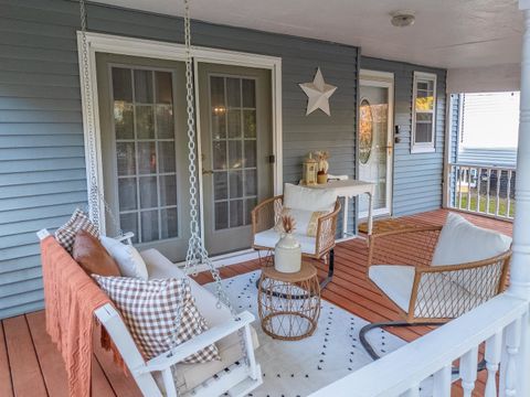 Tiny photo for 609 N Jackson Street, Clinton, IL 61727 (MLS # 12515576)