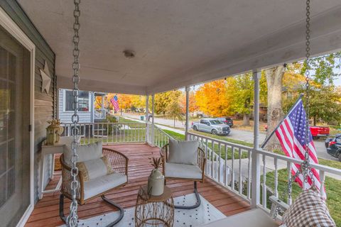 Tiny photo for 609 N Jackson Street, Clinton, IL 61727 (MLS # 12515576)