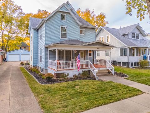 Tiny photo for 609 N Jackson Street, Clinton, IL 61727 (MLS # 12515576)