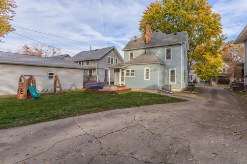 Tiny photo for 609 N Jackson Street, Clinton, IL 61727 (MLS # 12515576)