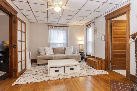 Tiny photo for 609 N Jackson Street, Clinton, IL 61727 (MLS # 12515576)