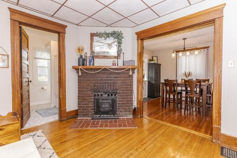 Tiny photo for 609 N Jackson Street, Clinton, IL 61727 (MLS # 12515576)