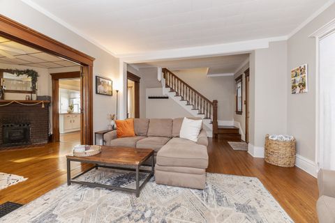 Tiny photo for 609 N Jackson Street, Clinton, IL 61727 (MLS # 12515576)