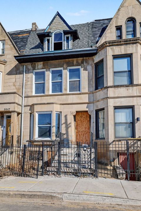 Photo of 3549 S Indiana Avenue, Chicago, IL 60653 (MLS # 12581786)