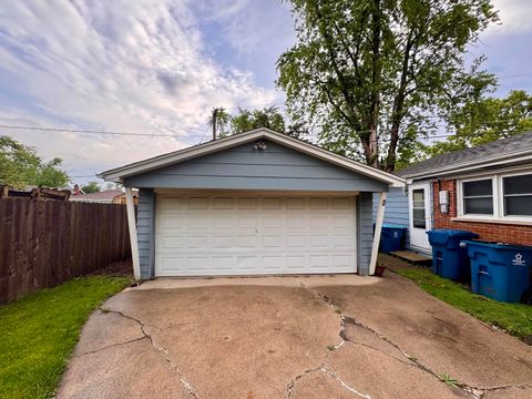 Tiny photo for 3732 153rd Street, Midlothian, IL 60445 (MLS # 12498676)