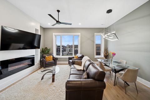 Tiny photo for 4816 S St. Lawrence Avenue #302, Chicago, IL 60615 (MLS # 12461319)