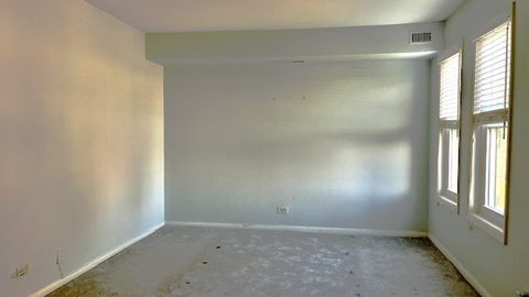 Tiny photo for 2275 COUNTRY CLUB Drive #22, Woodridge, IL 60517 (MLS # 12505322)